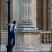 Enfant au lampadaire